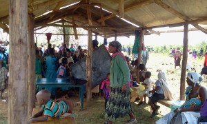 Residents at Manjani Mingi.